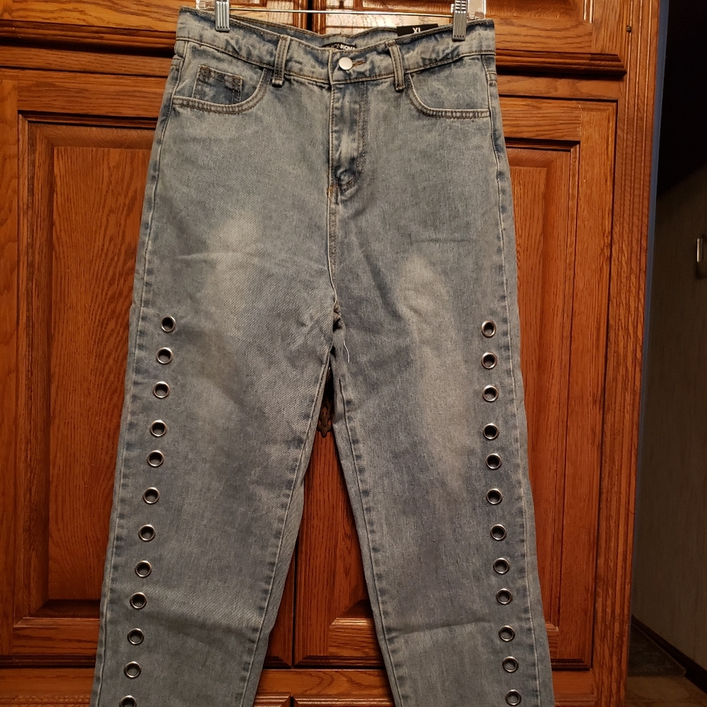 Womens light blue grommet jeans